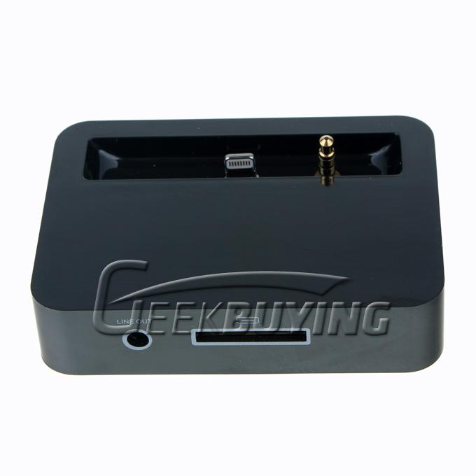 Male to 8-Pin Female Sync Charger Dock Station with 3.5mm Audio for iPhone 5S/5C/5/iPod Touch 5