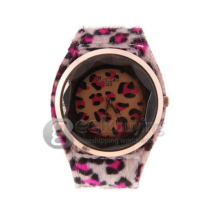 Stylish WoMaGe Women's Watch with Leopard Patterned Round Dial Leather Band - Pink