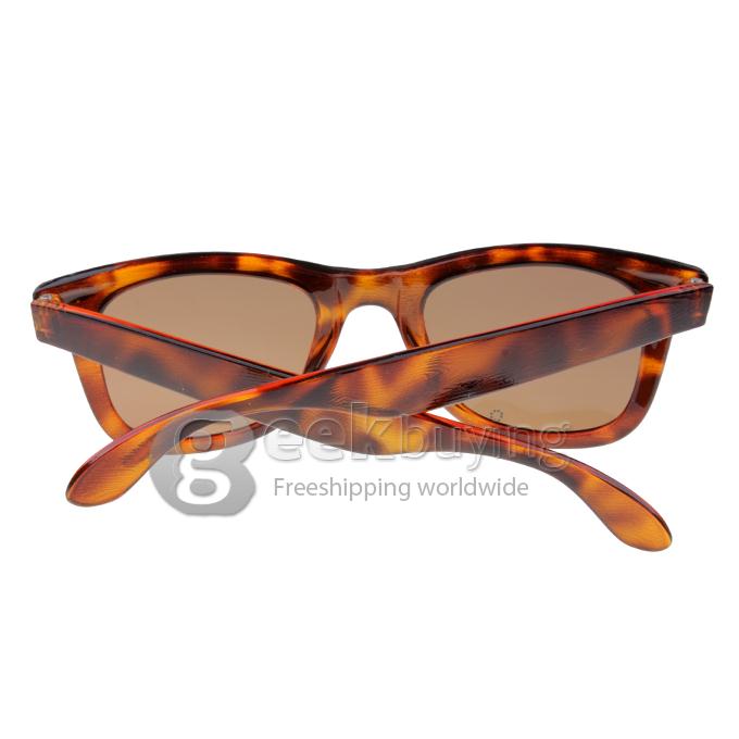 Oval Style Frame TR90 Polarized Lens Sports Sunglasses - Multi Color