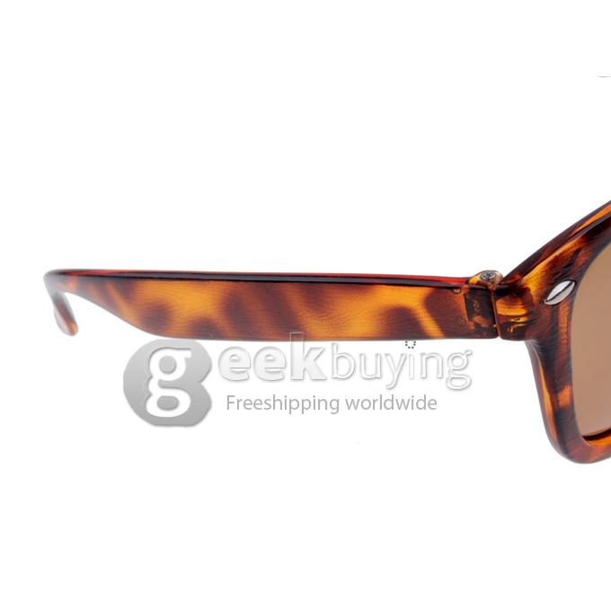 Oval Style Frame TR90 Polarized Lens Sports Sunglasses - Multi Color