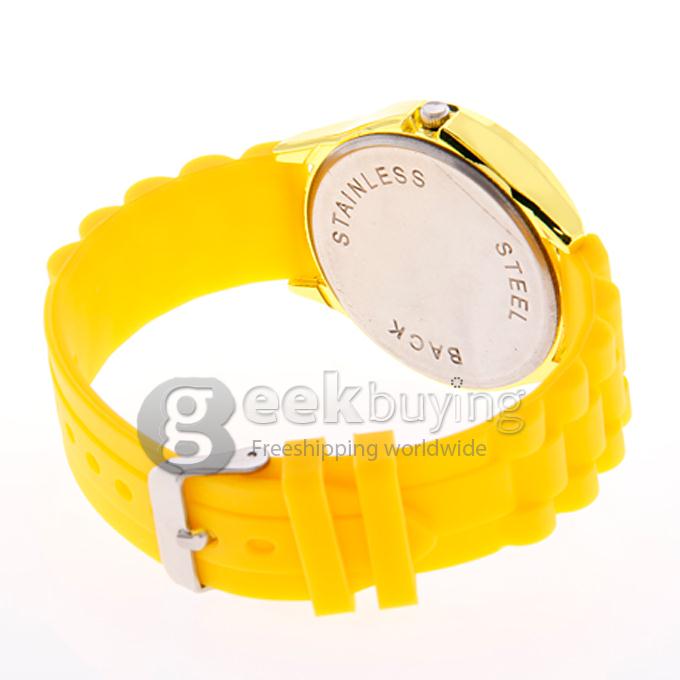 WOMAGE 9665 Fashionable Quartz Wrist Watch with Silicone Watchband - Yellow