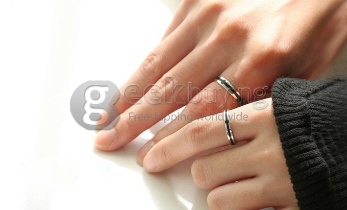 Fashion Black Cross Copper-nickel Alloy Couple Ring for Women - 5 Size