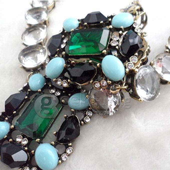 Exaggerated Emerald Crystals & Rhinestones Necklace Neck Chain for Women