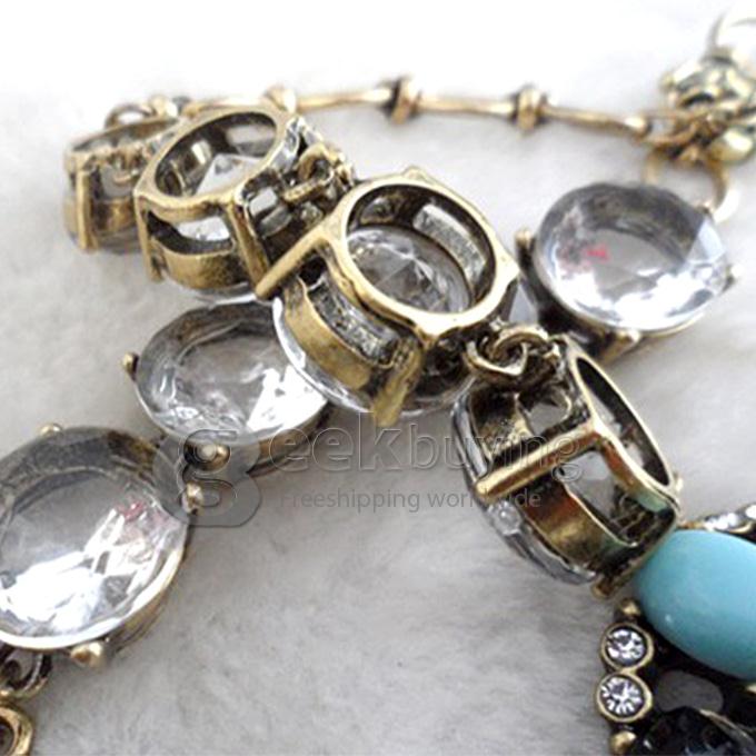 Exaggerated Emerald Crystals & Rhinestones Necklace Neck Chain for Women