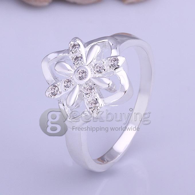 Fashion Elegant Shining Brass with Rhinestone Double Four Leaf Clover Ring for Woman Size 8 - Silver