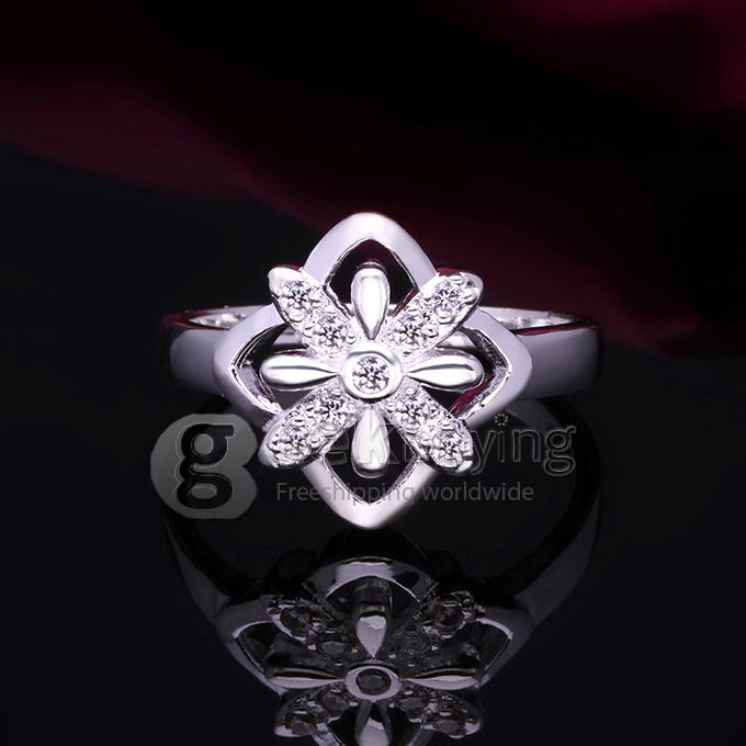 Fashion Elegant Shining Brass with Rhinestone Double Four Leaf Clover Ring for Woman Size 8 - Silver