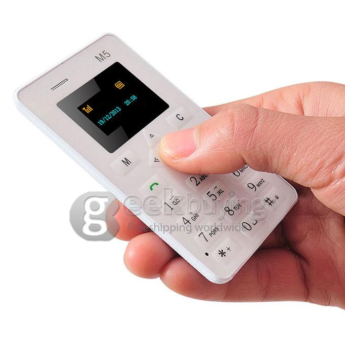 AEKU M5 4.5mm Ultra Thin Slim 1.0 inch MTK Single Core Mini Pocket Card Cell Phones Bluetooth Built-in Battery - White
