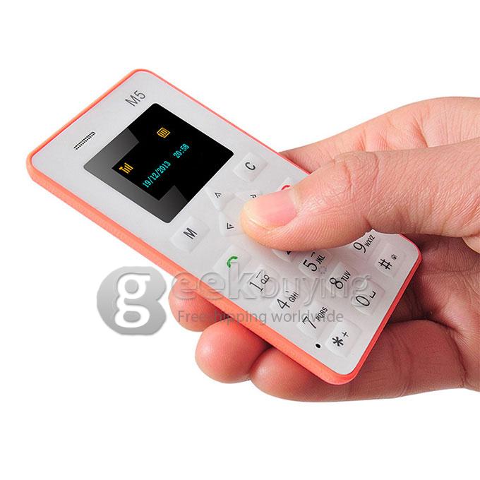AEKU M5 4.5mm Ultra Thin Slim 1.0 inch MTK Single Core Mini Pocket Card Cell Phones Bluetooth Built-in Battery - Pink