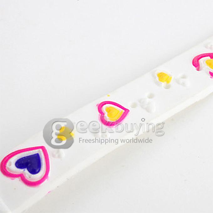Children's Heart-Shaped Silicone Strap Analog Quartz Wrist Watch with Flashing LED Light - White