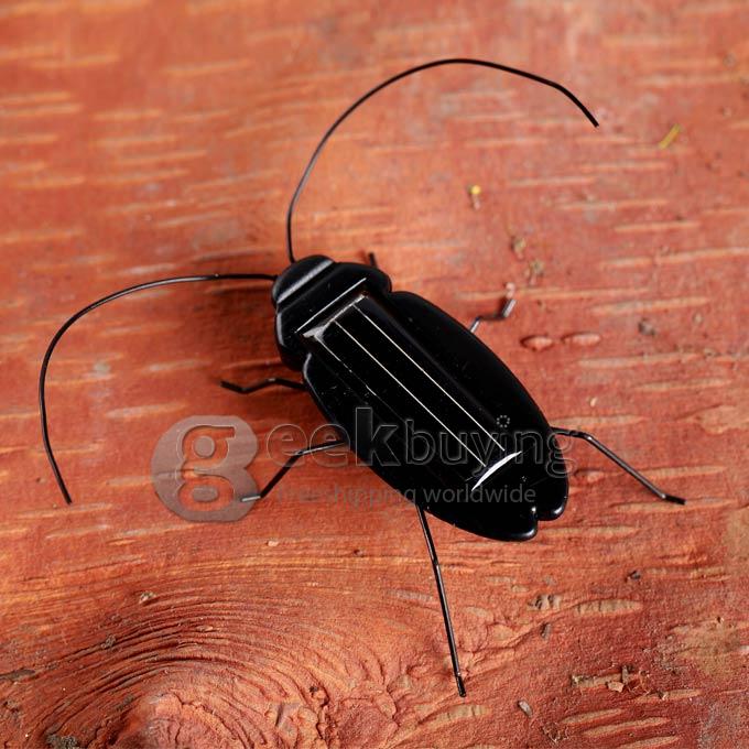 Magic Mini Educational Toy Plastic Solar Energy Powered Cockroach Toy