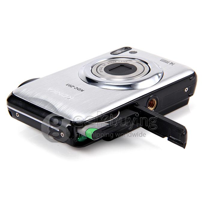R5 Digital Video Camera with 4X Digital Zoom 3x Optical Zoom / 2.7 Inch TFT LCD - Silver + Black