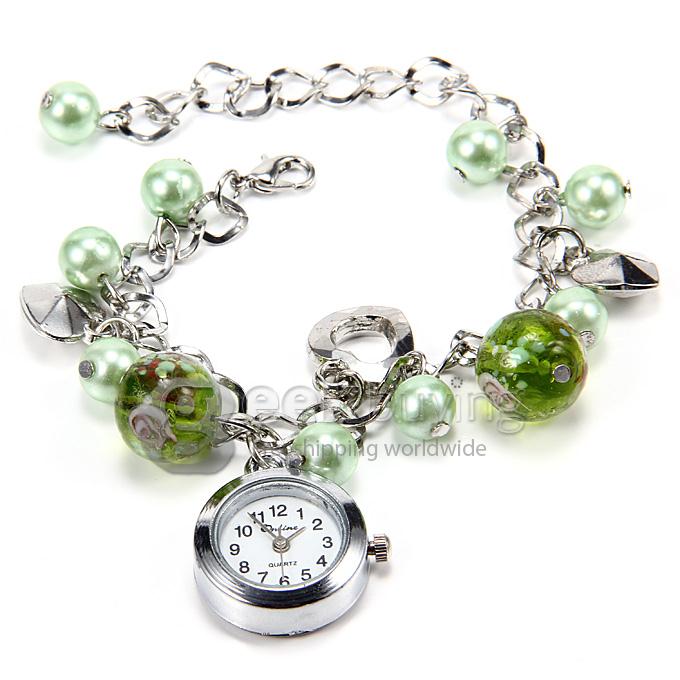 Fashion Casual Alloy and Plastic Bead Heart Pattern Analog Quartz Bracelet Watch for Woman - Green