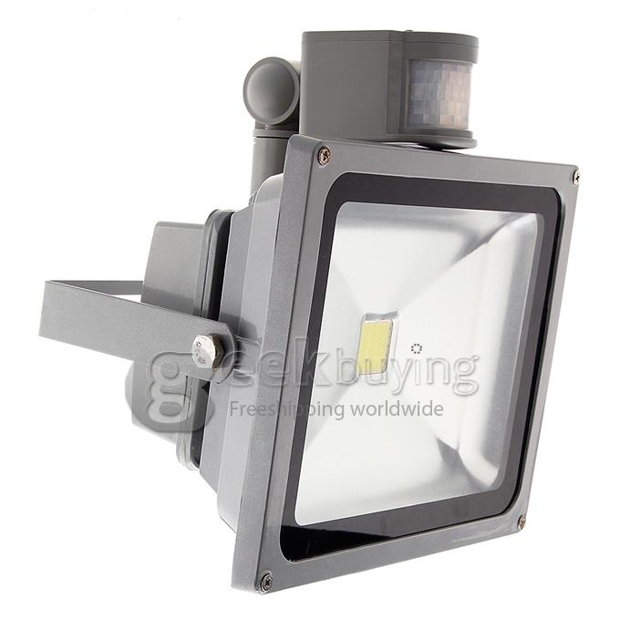 IP65 10W 900Lm IR Infrared Motion Sensor LED Flood Light Garden Lamp - Warm White