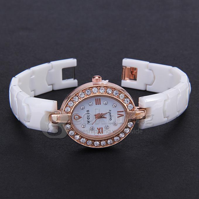 Wecin Fashion Women Bracelet Wrist Watches with Oval Design - White