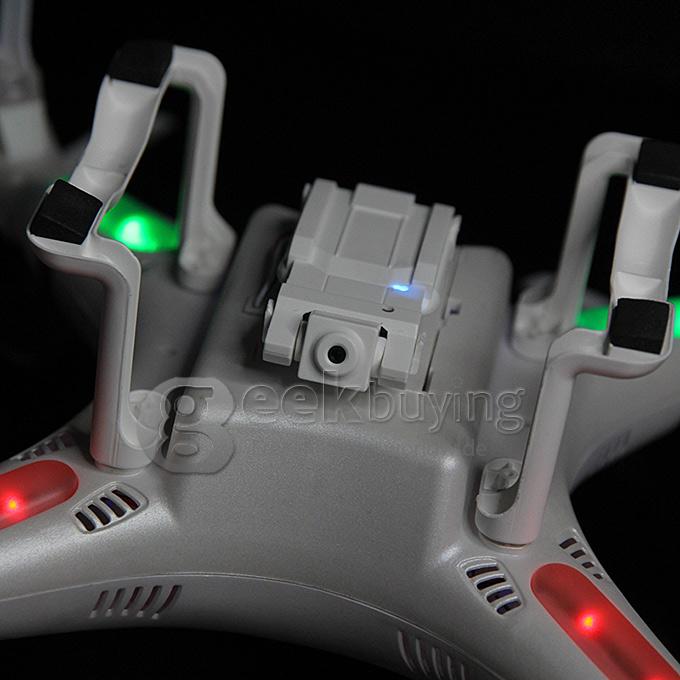 GPTOYS F2C Aviax 4CH RC Quadcopter 6 Axis Gyro Headless Mode 4G Memory 2.4GHz 3D Eversion LCD With 2.0MP HD Camera