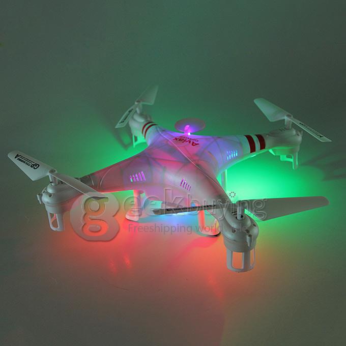 GPTOYS F2C Aviax 4CH RC Quadcopter 6 Axis Gyro Headless Mode 4G Memory 2.4GHz 3D Eversion LCD With 2.0MP HD Camera