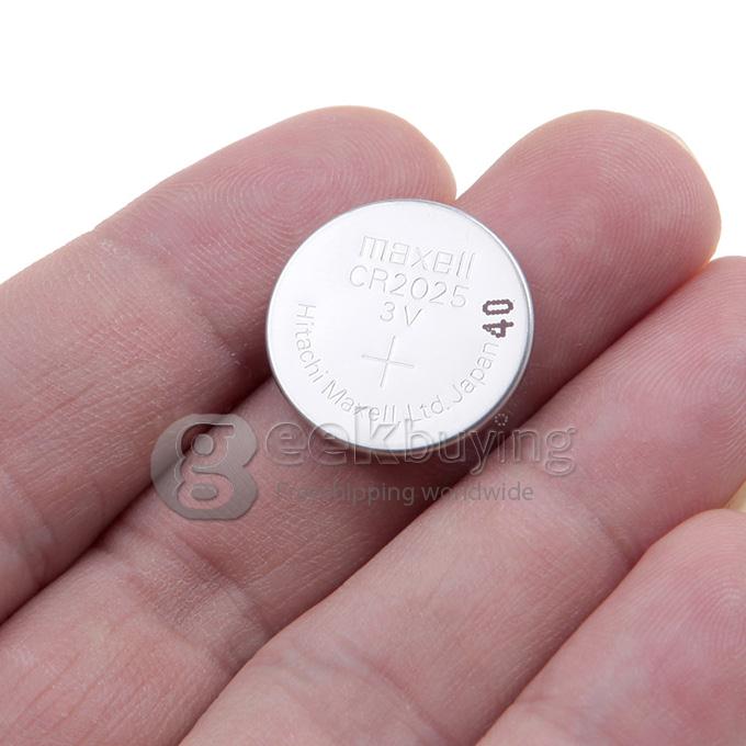 Maxell CR2025 220mAh 3V Lithium Battery with Button Design (1 PC) - Silver