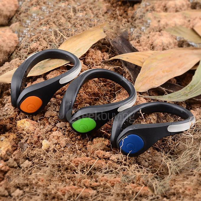 Outdoor Portable Shoes Light Safe LED Wrist Light Lamp Clip - Black + Green