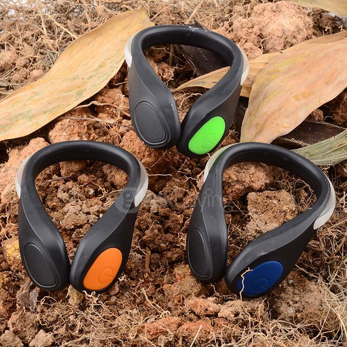 Outdoor Portable Shoes Light Safe LED Wrist Light Lamp Clip - Black + Green