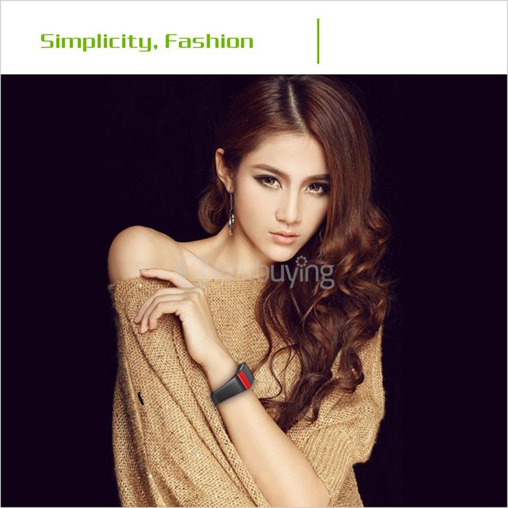 IL06 Smart Bluetooth Watch CSR Chip Dual Mic Multifunctions Smart Bracelet for IOS/Android/Windows - Black