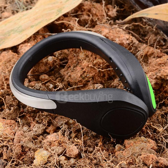 Outdoor Portable Shoes Light Safe LED Wrist Light Lamp Clip - Black + Green