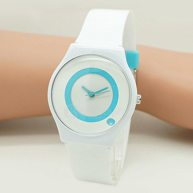Willis 9918 Fashion Casual Students Kids Watch 30M Waterproof Analog Quartz Sports Wrist Watch - White