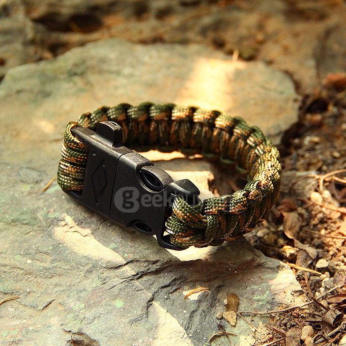 Outdoor Multi-purpose Survival Paracord Bracelet with Fire Starter and Safety Whistle - Camouflage