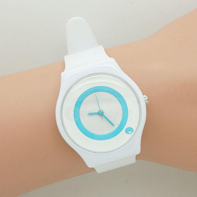 Willis 9918 Fashion Casual Students Kids Watch 30M Waterproof Analog Quartz Sports Wrist Watch - White