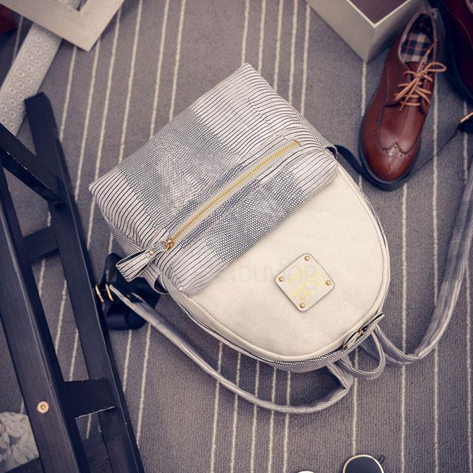 TL641 Lady Simple Rivet Shoulder Bag Leisure Travel Backpack - White