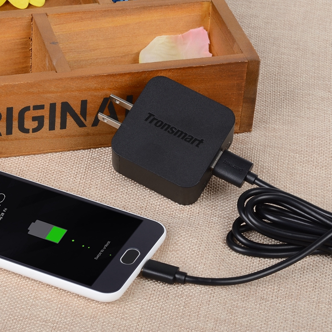 Tronsmart Quick Charge 2.0 18W AC Home Wall Travel USB Charger Fast Charger wth 1.8M USB Cable for Galaxy S6/S6 Edge Note 4/Edge Google Nexus 6 HTC M9 Xperia Z3/Z2 Sharp Aquos Pad/Zeta Xiaomi