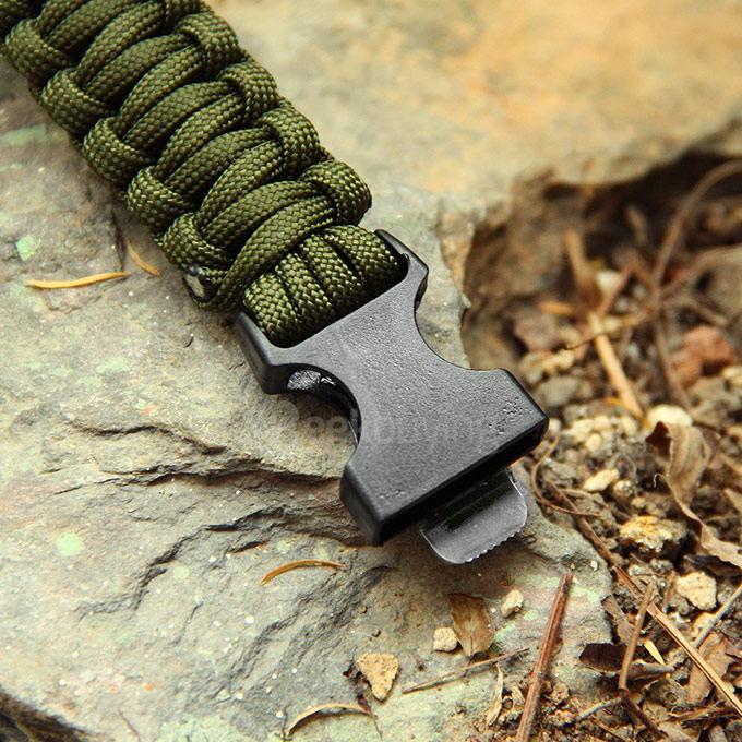 Outdoor Multi-purpose Survival Paracord Bracelet with Fire Starter and Safety Whistle - Army Green