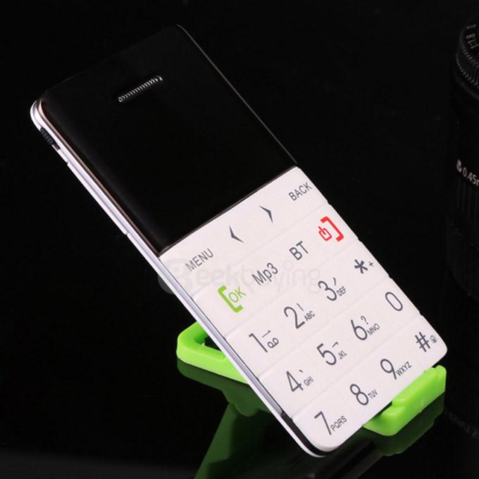 Qmart Q5 Ultra Thin Slim 1.0inch Mini Pocket Card Cell Phone Bluetooth Built-in Battery Anti-lost Remote Capture -White