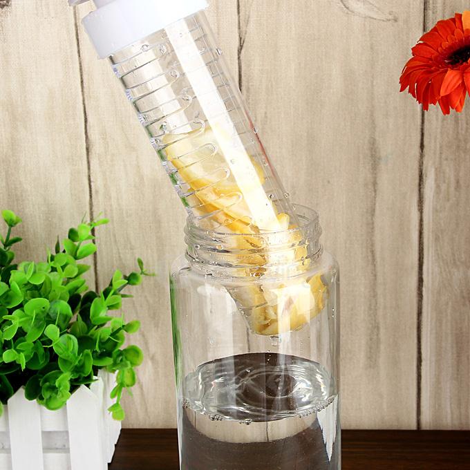 055 700ml Tritan Plastic Sport Water Bottle with Fruit Infuser - Red + Transparent