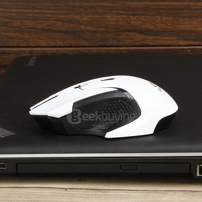 JEQANG JM-2016 Stylish Wireless Gaming Mouse 1200DPI 2.4GHz with USB Receiver for Desktop PC/Laptop/Notebook - White+Black