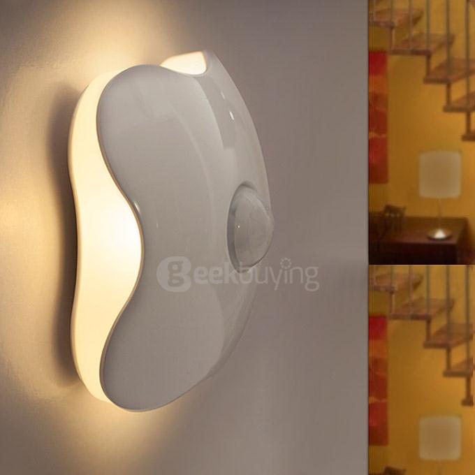 Four Leaf Clover LED Lamps Night Light Motion Sensor Light 6LED Human Body Motion Induction Lamp - Yellow