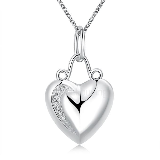 Aesthetic Heart-Shaped Necklace