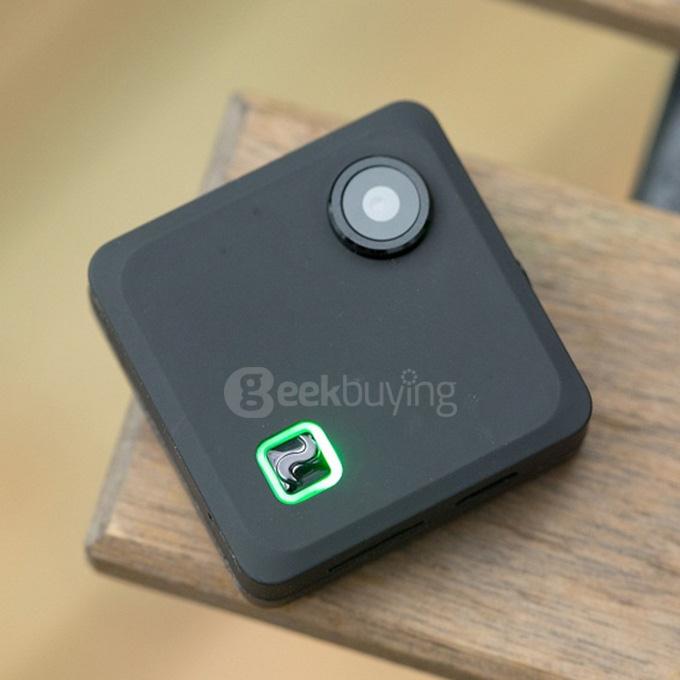 Foream Compass Mini WiFi Action Camera Ambarella A7 8.0MP CMOS Image Sensor 78 Degree View Angle 750mAh Battery - Black