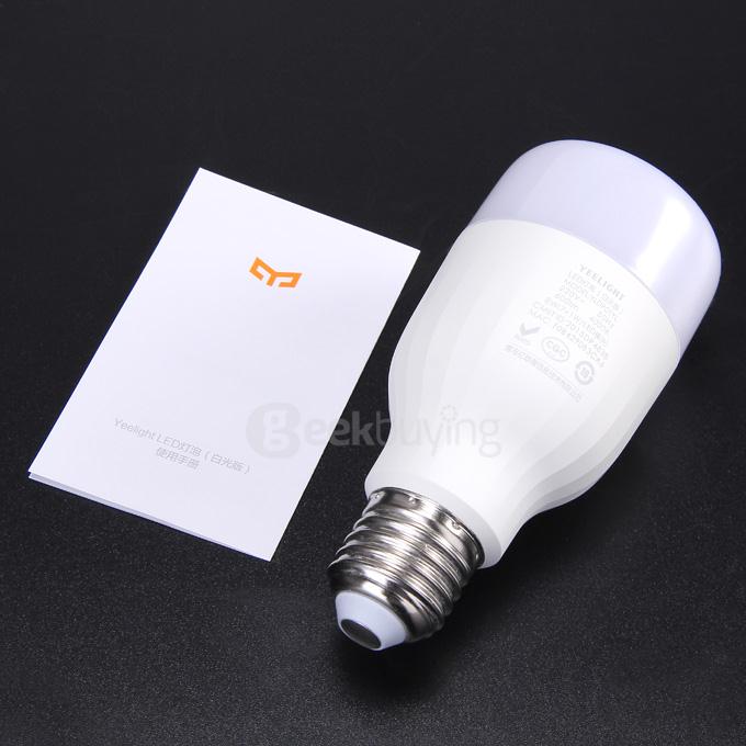 Original Xiaomi Yeelight E27 Smart LED Bulb Mi Light Smartphone App WIFI Remote Control Light 8W - White