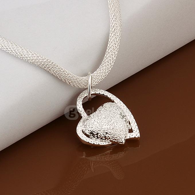 LKNSPCN270 Heart-shaped Zircon Silver Necklace