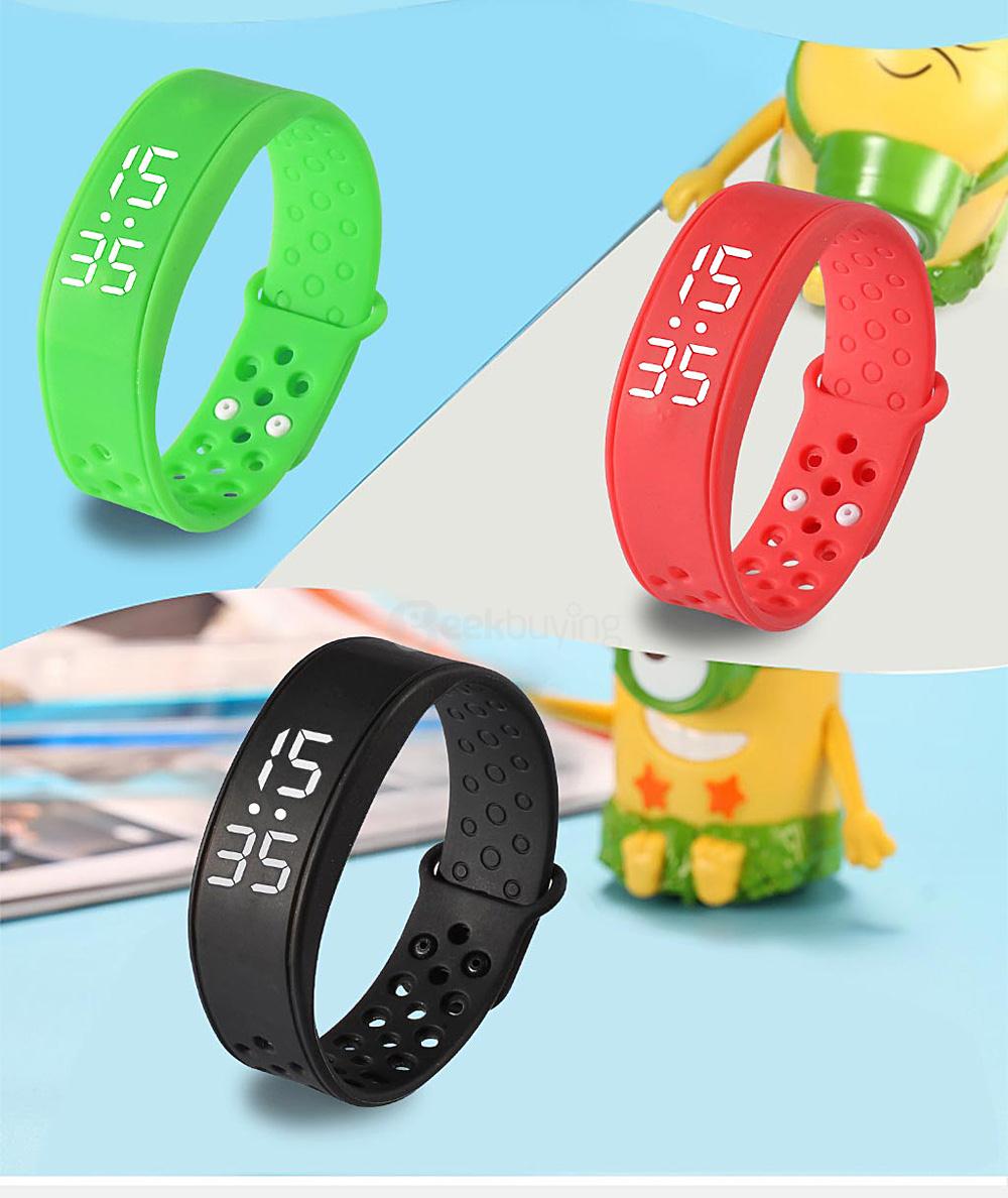 W6 Sports Smartband Time Temperature Dispaly Fitness Tracker Pedometer Sleep Monitor TPU Smart Bracelet for Windows - Black