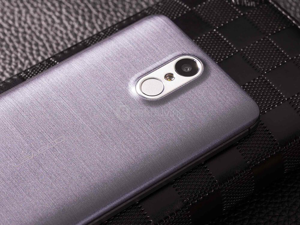 LEAGOO M5 PLUS 5.5inch HD Android 6.0 4G LTE Smartphone MT6737 Quad Core 1.3GHz 2GB RAM 16GB ROM 5.0MP 13.0MP TOUCH ID - Black