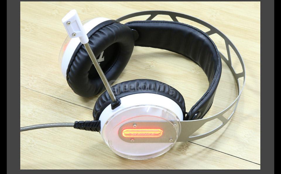 Xiberia X12 Over-ear USB Gaming Headsets Noise Canceling Surrounded Sound Luminous LED Light Headphones with Mic - Red