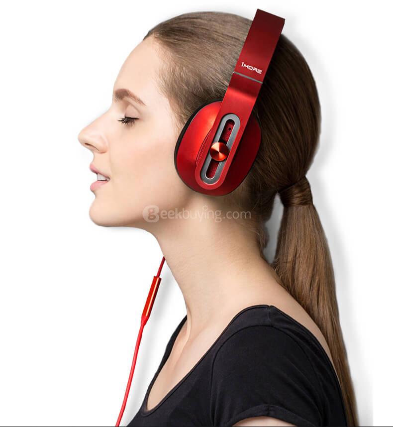 1MORE Super Bass Wired Headphones 3.5mm Jack with Mic - Black + Red