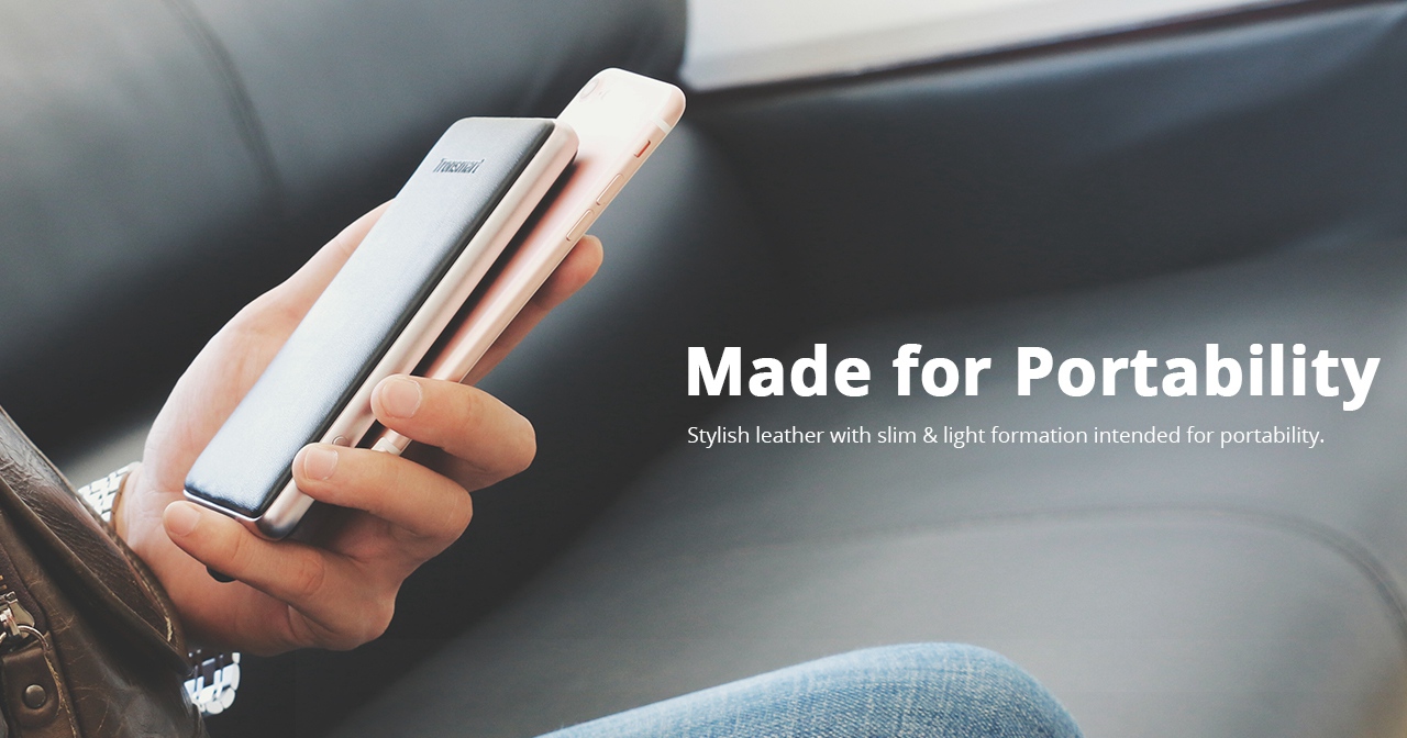 Tronsmart Prime PB10L 24W 10000mAh Portable Charger with Built-in Lightning Cable and VoltiQ for iPhone Samsung & More - Black