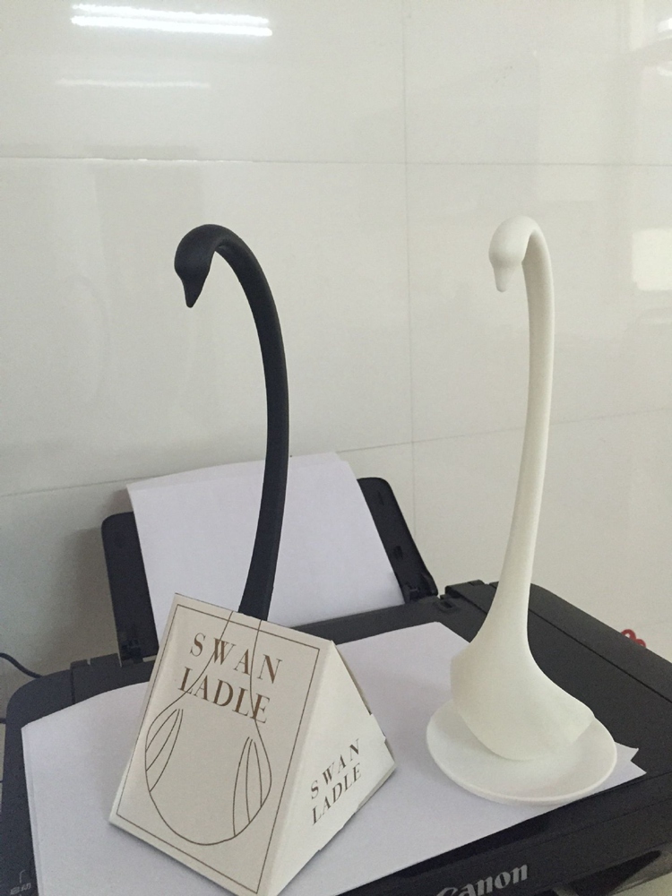Swan Soup Ladle Elegant Creative Kitchen Soup Spoon with Tray Standing -White