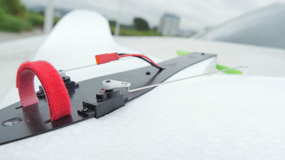 FTC HUNTER FPV EPP 680mm Wingspan RC Airplane PNP - White