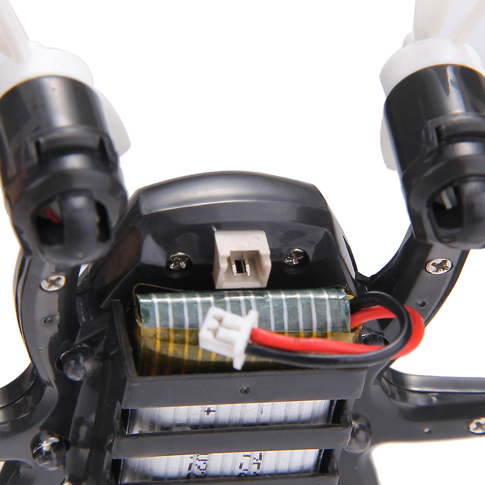 Bundle FQ777-126C MINI Spider Drone RTF White + Extra 3.7V 25C 220mAh Battery