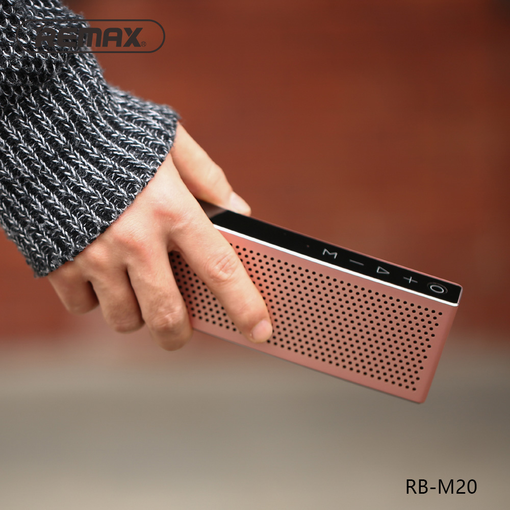 REMAX RB-M20 Metal Bluetooth Speaker Stereo Bass 3D Sound with Mic TF Port AUX - Pink