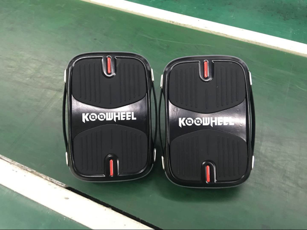1 Pair Koowheel Hovershoes US Plug 250W Dual Motor Self-Balancing Scooter 12 Km/h Max Speed Portable And Easy To Operate - Black