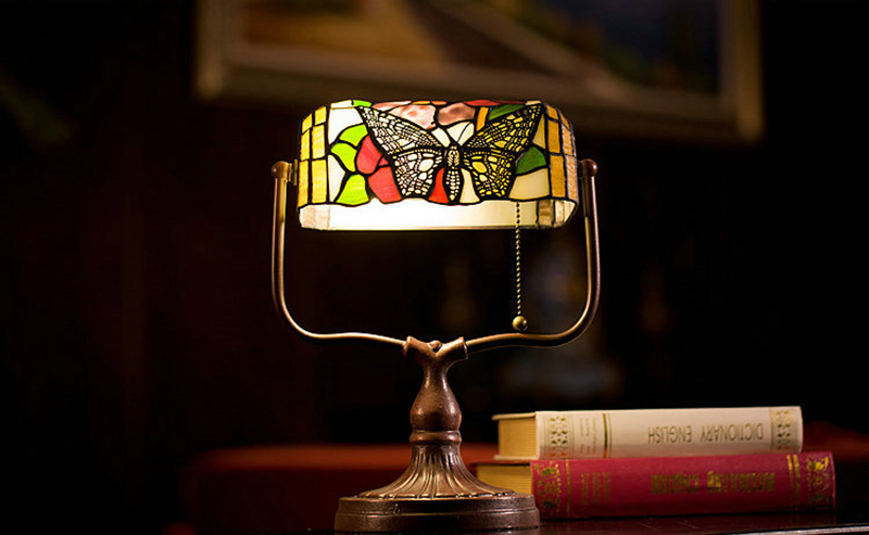FUMAT Tiffany Style Stained Glass Table Lamp - Romantic Butterfly Vintage Shanghai Design